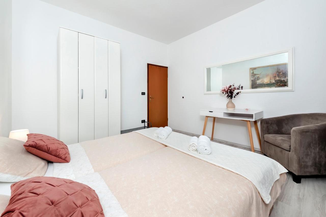 Apartment St. Antonio Rovinj Bagian luar foto